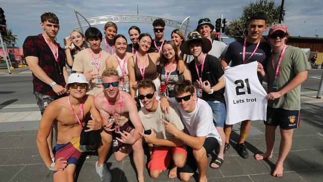 First afternoon of Schoolies in Surfers Paradise for 2021. Pic Mike Batterham