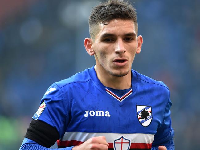 Lucas Torreira playing for Sampdoria.