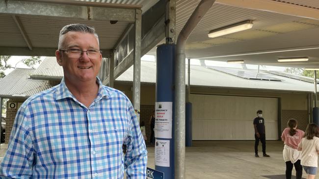 Mark Taylor at the ‘50-50’ booth of Toongabbie Public School.