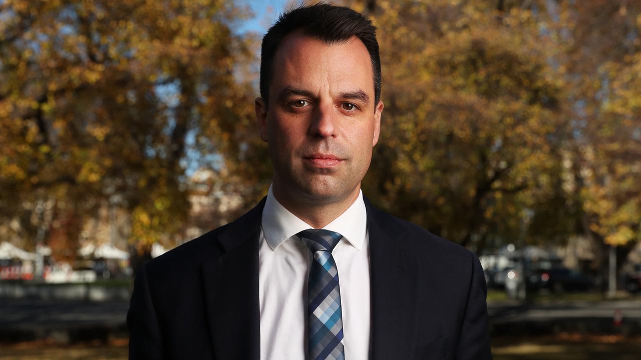 Labor accuses crossbencher of threatening to ‘blow up the government’