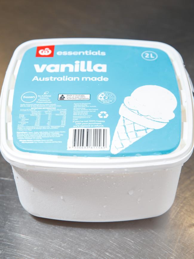 1/2/19 Source SA Cover The vanilla ice-creams - our panel tastes all the supermarket tubs.Woolworths. Picture MATT TURNER.