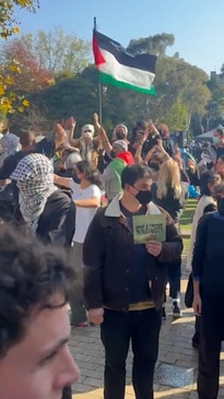 Pro-Palestine and Israel protesters in stand off at Melbourne University