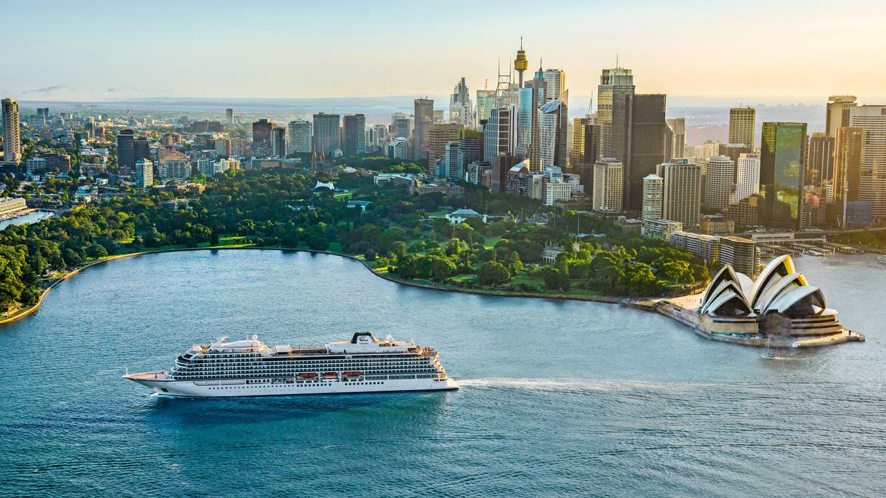 cruise ship fire sydney today