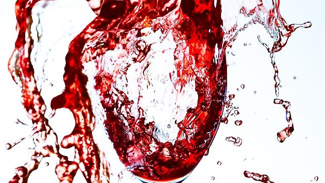 NET Women Red wine splash