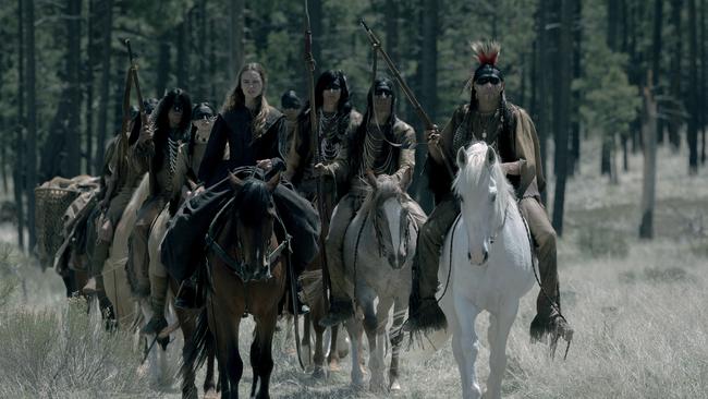 Saura Lightfoot Leon as Abish, Tokala Black Elk, and Derek Hinkey as Red Feather in Episode 103 of American Primeval. Cr. Matt Kennedy/NETFLIX © 2023