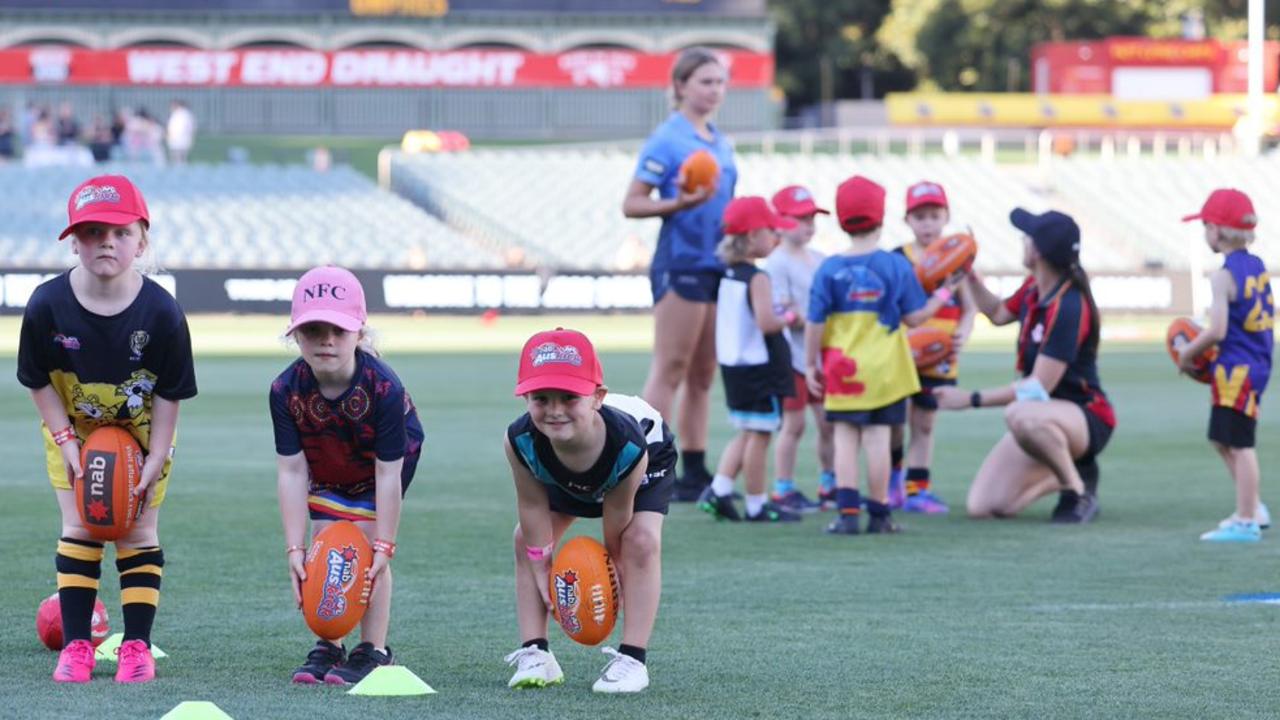 New Limestone Coast U16 Girls League kicks off in style - SANFL