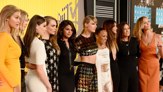 Swift spent much of her “1989 era” with her friends: Gigi Hadid, Martha Hunt, Hailee Steinfeld, Cara Delevingne, Selena Gomez, Serayah McNeill, Lily Aldridge, Mariska Hargitay and Karlie Kloss. Picture: Frazer Harrison/Getty Images.