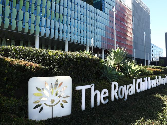 MELBOURNE, AUSTRALIA - JULY 16: A general view of the Royal Children's Hospital on July 16, 2020 in Melbourne, Australia. Victoria has recorded 317 new cases of coronavirus in 24 hours, the highest daily total recorded in the state since the pandemic began. Two COVID-19 related deaths overnight have also brought the Victorian coronavirus death toll to 29. Metropolitan Melbourne and the Mitchell shire are currently in lockdown following the rise in COVID-19 cases through community transmissions. The new restrictions came into effect on Thursday 9 July, with residents in lockdown areas under stay at home orders until 19 August. People are only able to leave home for exercise or work, to buy essential items including food or to access childcare and healthcare. (Photo by Robert Cianflone/Getty Images)