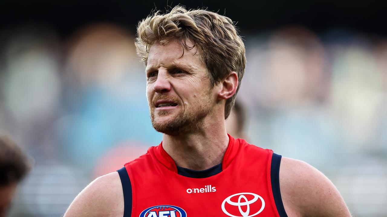 Rory Sloane is planning to wear goggles, not retire. Picture: Dylan Burns/AFL Photos via Getty Images