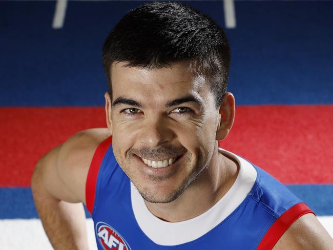 NCA. MELBOURNE, AUSTRALIA. October 18 , 2024. AFL. Ex Blue now Bulldog Matthew Kennedy tries on his new collars for the first time at the Whitten Oval today .    .  Pic : Michael Klein