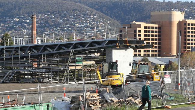 The bridge under construction over the Tasman Highway at the Domain. Picture: SAM ROSEWARNE