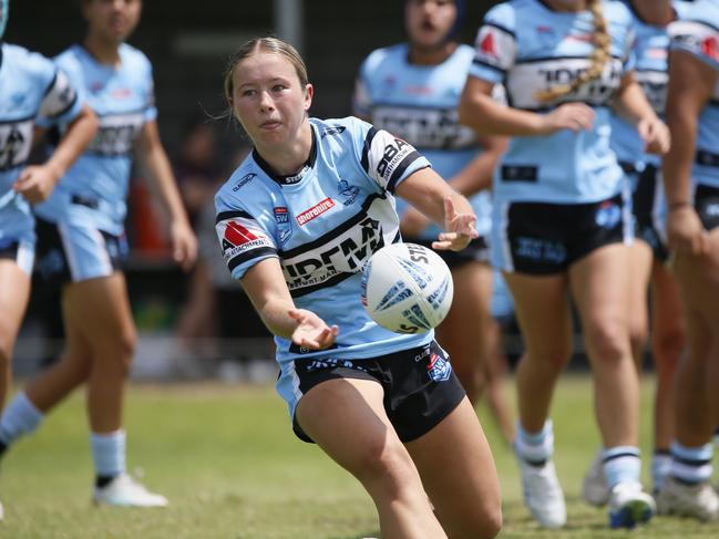 Koffi Brookfield fires off a pass for Cronulla in round two of the Tarsha Gale Cup. Picture Warren Gannon Photography