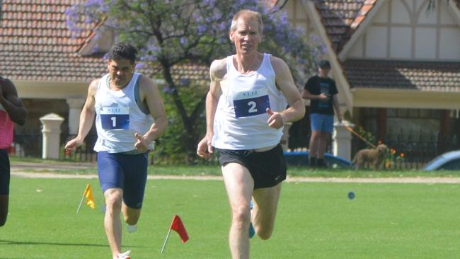 Steve McBain (in front) winning over 300m at the 2020 Kensington Gift. Picture: Supplied, SAAL