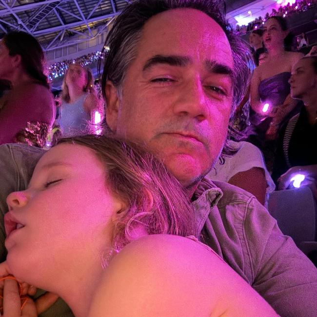 Wippa and young daughter Francesca were ready for bed.
