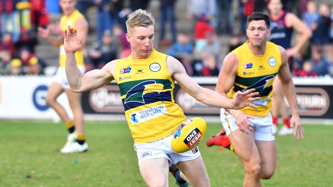 The Eagles will be without Joe Sinor for the clash against Port Adelaide after a knee injury forced him out of the side. Picture: Keryn Stevens/AAP