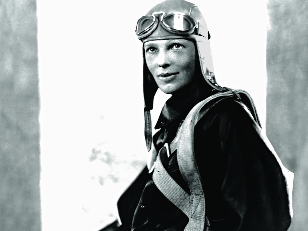 Amelia Earhart's flight suit