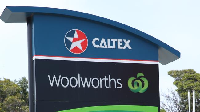 Caltex says motorists deserve to have real-time petrol pricing on mobile phone apps. Picture: Peter Ristevski.