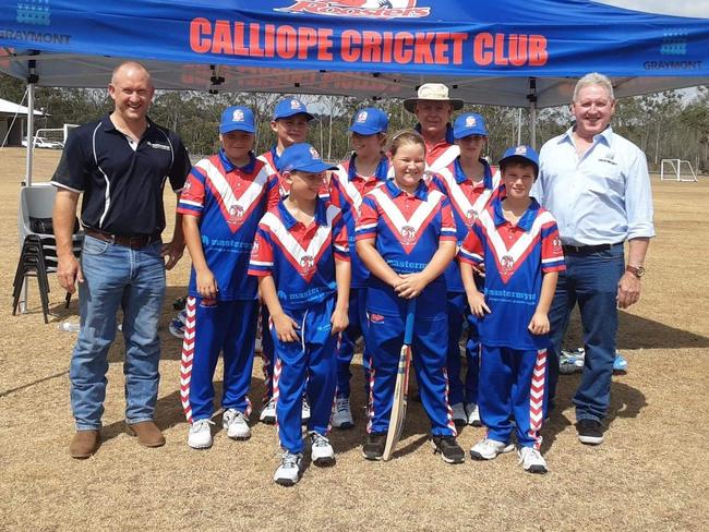 Russell Dendle, Andy Bagust, Cooper Armstrong, Ashton Kajewski, Bruce Gibb, Cohen Kurtz, Mark Bailing and (front) Bryce Armstrong, Makayla Bagust and Jacob Kurtz excited to be part of Calliope Cricket Club's first U13s team