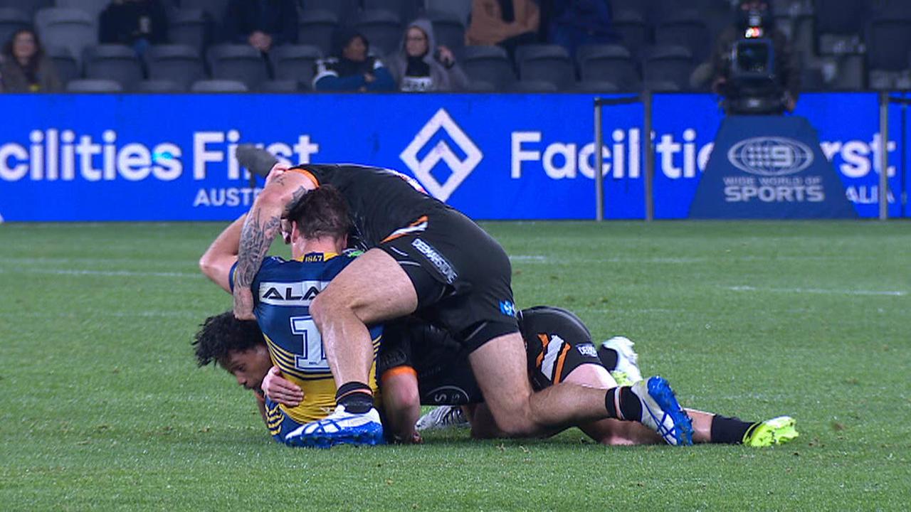 Russell Packer's crusher tackle on Clint Gutherson.