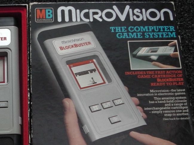 RETRO GAMES 1979 – Milton Bradley released first portable video game system “Microvision” which also was the first portable console to use interchangeable game cartridges. The designer Jay Smith later went on to create the vector-based home console ‘Vectrex’.