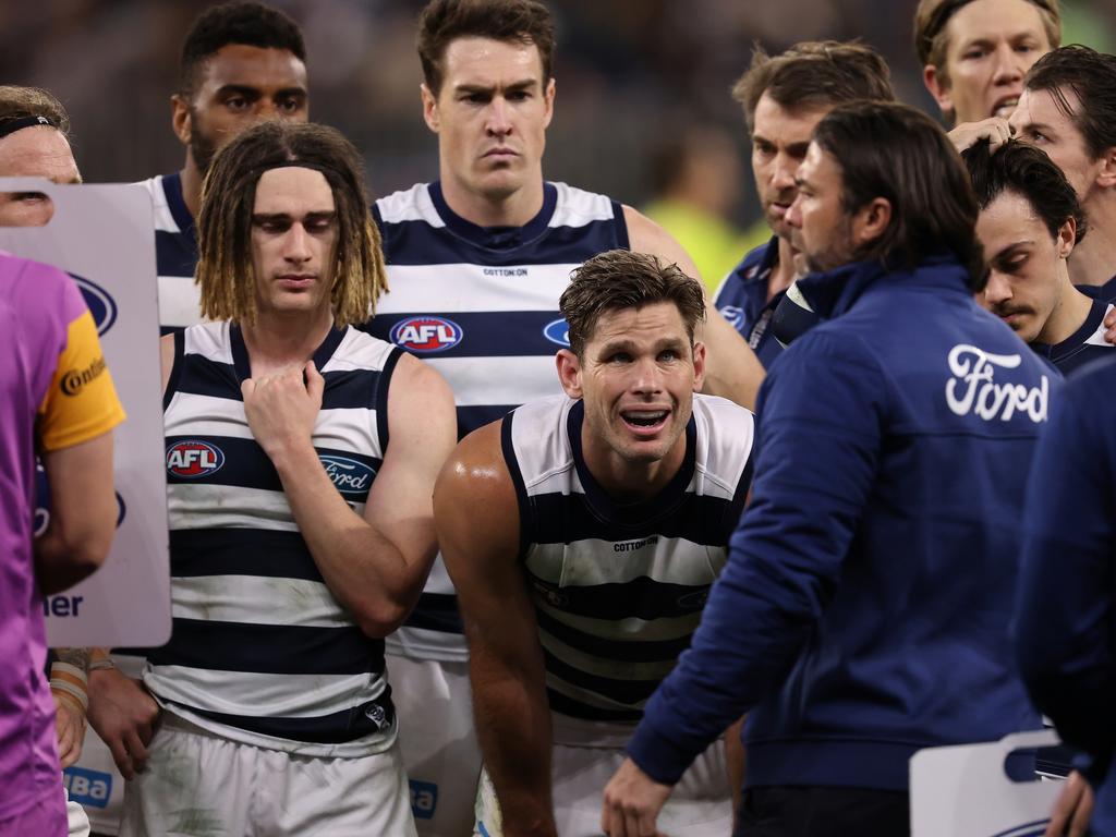 Scott speaks to his players during their 2021 preliminary final loss to Melbourne. Picture: Paul Kane/Getty Images