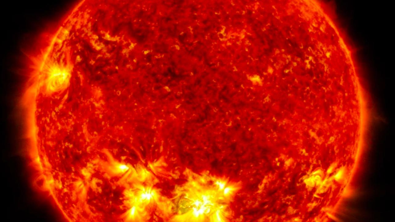 Solar flare headed for Earth could trigger Northern Lights | news.com ...