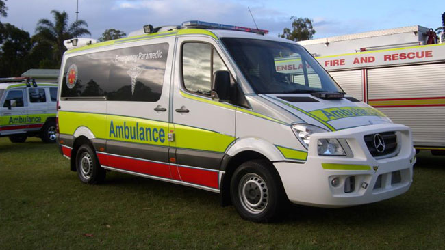 Paramedic uses Facebook to plead with Premier Campbell Newman for ...