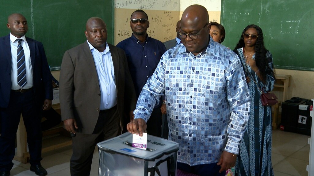 Kongo Demokratik Cumhuriyeti kaotik parlamento seçimlerinin ardından seçimleri uzattı
