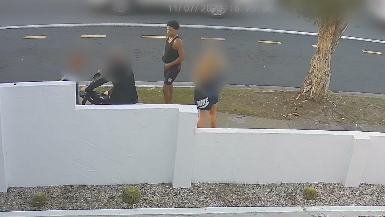 The man is seen approaching the teens. Picture: Queensland Police