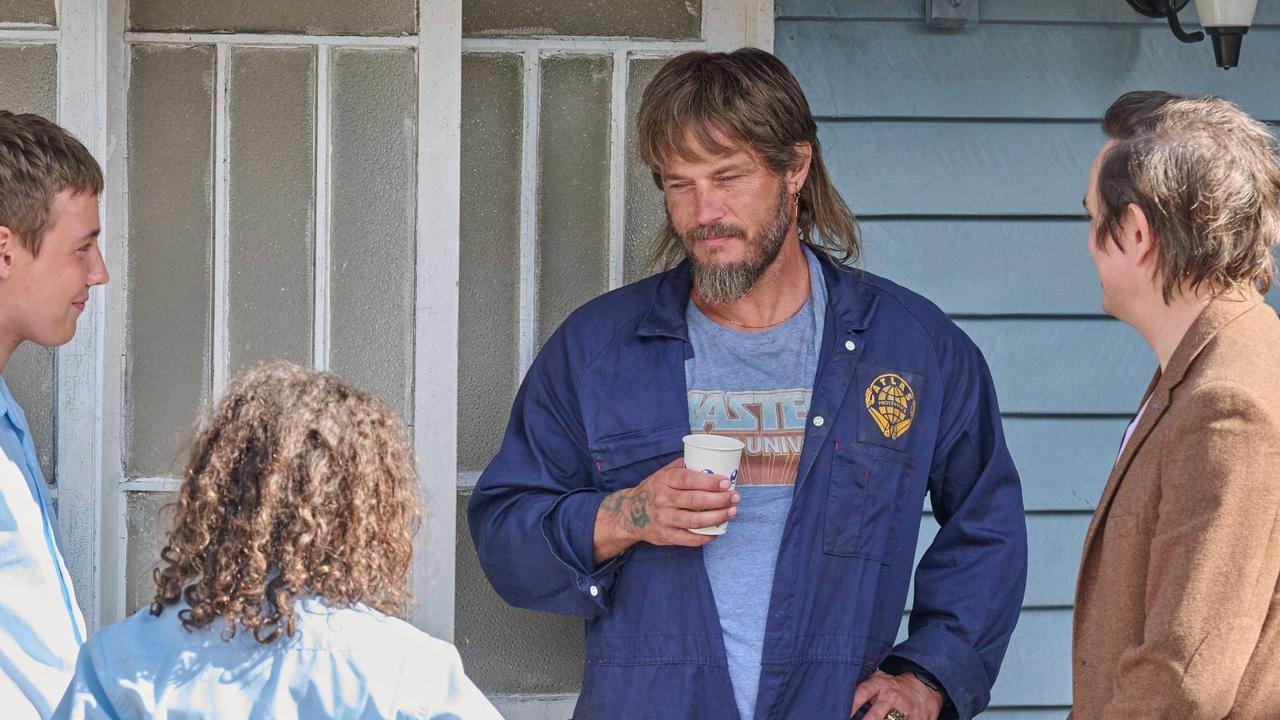 A scene from the TV series starring Travis Fimmel as Lyle Orlik.