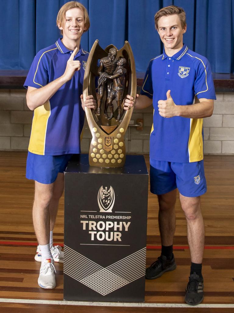 Former Cowboys player Antonio Winterstein toured Mackay schools, including Mackay North State High School, with the NRL premiership trophy on Thursday. Picture: Contributed