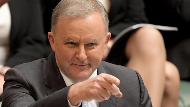 Anthony Albanese kicks off on economics. Picture; Getty Images.