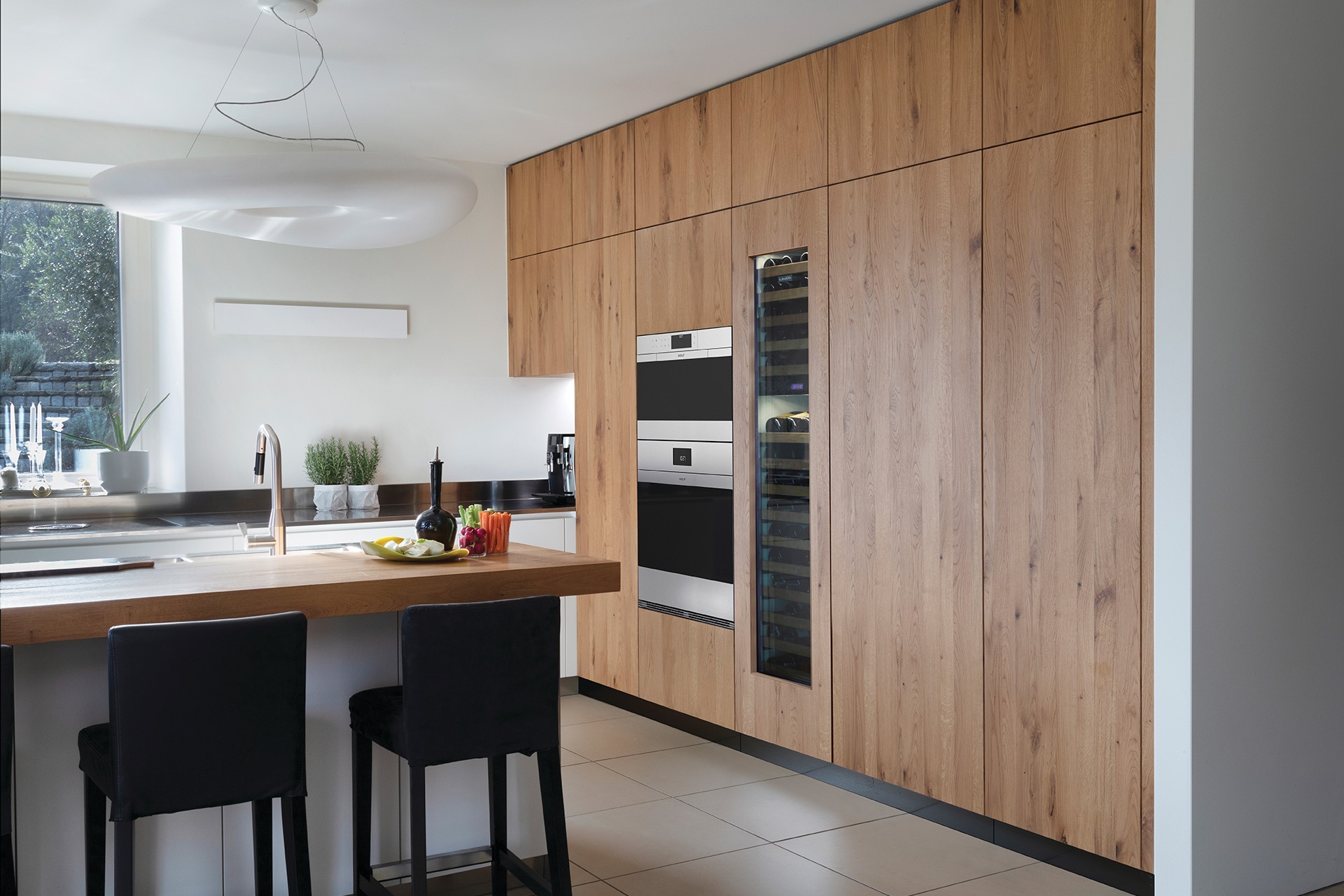 kitchen design with hidden refrigerator