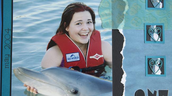 Kirra pictured at Sea World in 2004. 