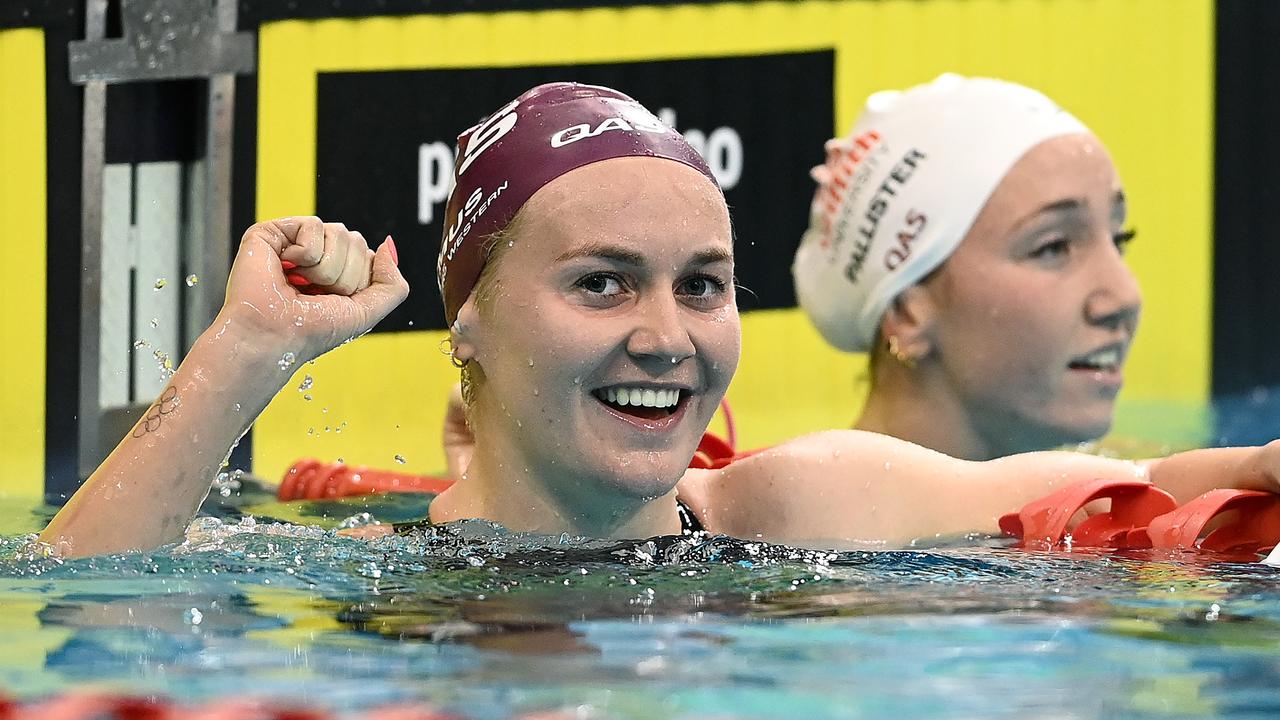 ADELAIDE, AUSTRALIA - MAY 22: Ariarne Titmus of Australia celebrates winning the Womens 400 Metre Freestyle Final during day five of the 2022 Australian Swimming Championships at SA Aquatic &amp; Leisure Centre on May 22, 2022 in Adelaide, Australia. (Photo by Quinn Rooney/Getty Images)