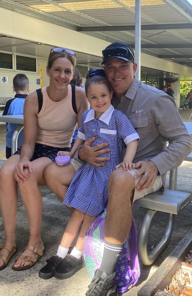 Carley, Glen and Kalani Sussman ahead of the first day of school at Coolum State School in 2023. Picture: Eddie Franklin