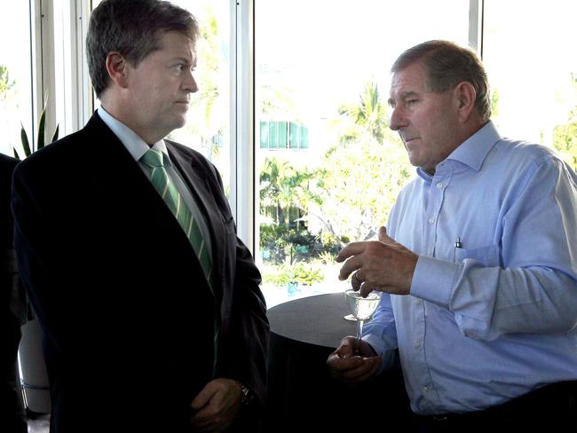 Federal Labor opposition leader Bill Shorten with Bob Ell in 2011. 