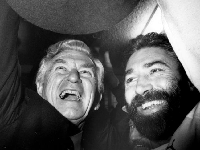 Bob Hawke and Phil Cleary celebrate the 1988 Coburg premiership in the Windy Hill rooms.