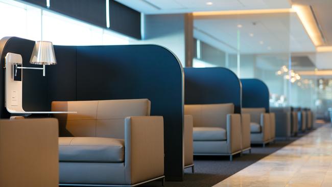 United Airlines Polaris Lounge in San Francisco