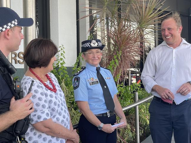 Steven Miles, Julieanne Gilbert and Acting Superintendent for the Mackay Whitsundays District talk about new officers and vehicles on April 4. Photo: Fergus Gregg