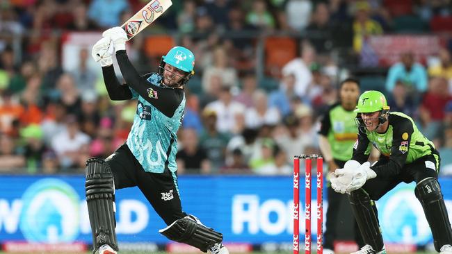 Colin Munro of the Heat bats against the Thunder at Manuka Oval. Picture: Matt King/Getty Images