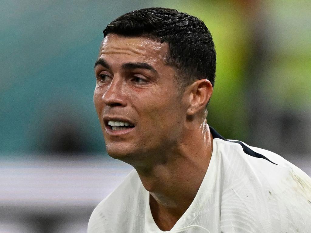 Cristiano Ronaldo - When the hero crying