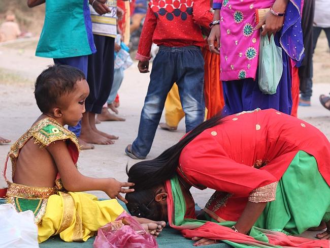 Indian boy is worshipped as a God | The Advertiser