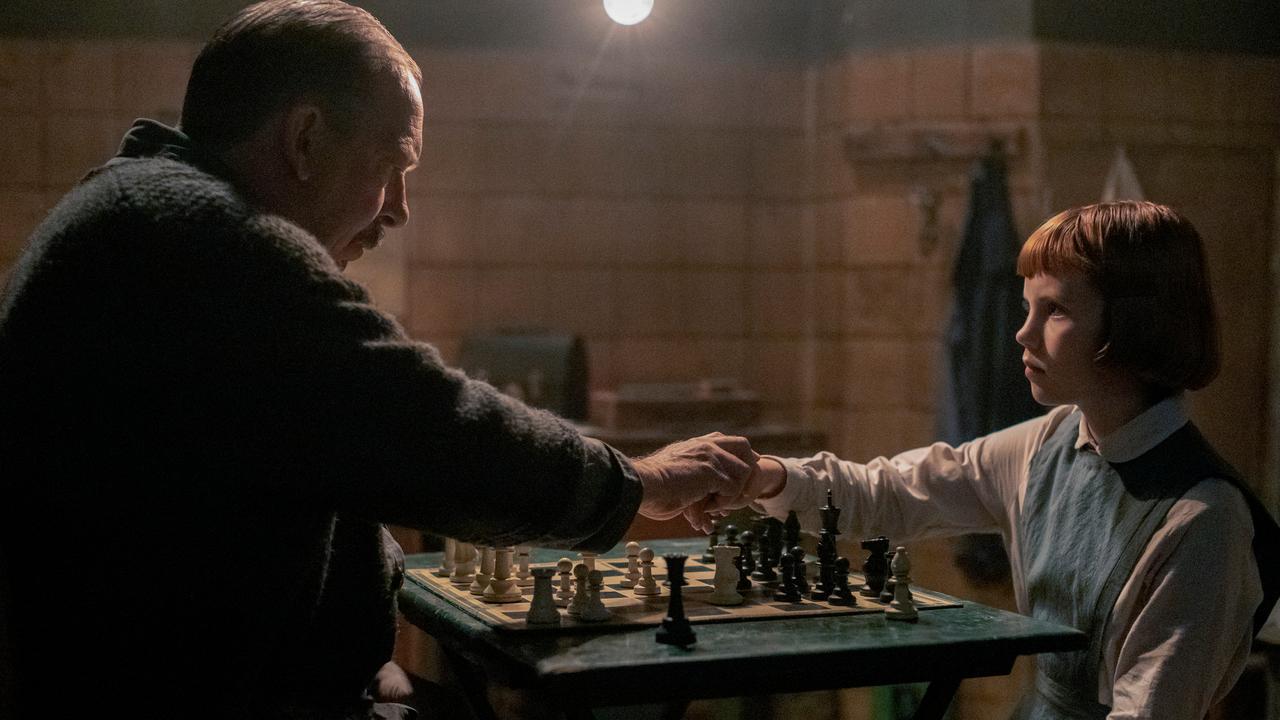 Netflix's The Queen's Gambit Has A Tragic Connection To Heath Ledger