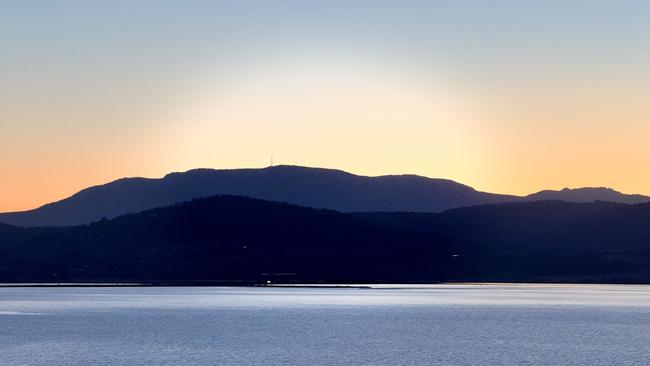 Mt Wellington/kunanyi from across Pittwater and Cambridge. Picture: Elly Bolt. Your Focus on Tasmania **ONE TIME USE ONLY**
