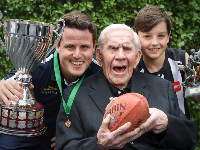 Murray: Finley’s Ned Morrison (left) won the 2016 O’Dwyer Medal. He is pictured with his grandfather, legendary AFL Collingwood footballer, Lou Richards. and nephew Jack Nicholls, who won an award with East Malvern Knights under-8s the same week. Picture:Tony Gough