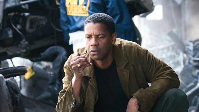 Denzel Washington in Deja Vu.