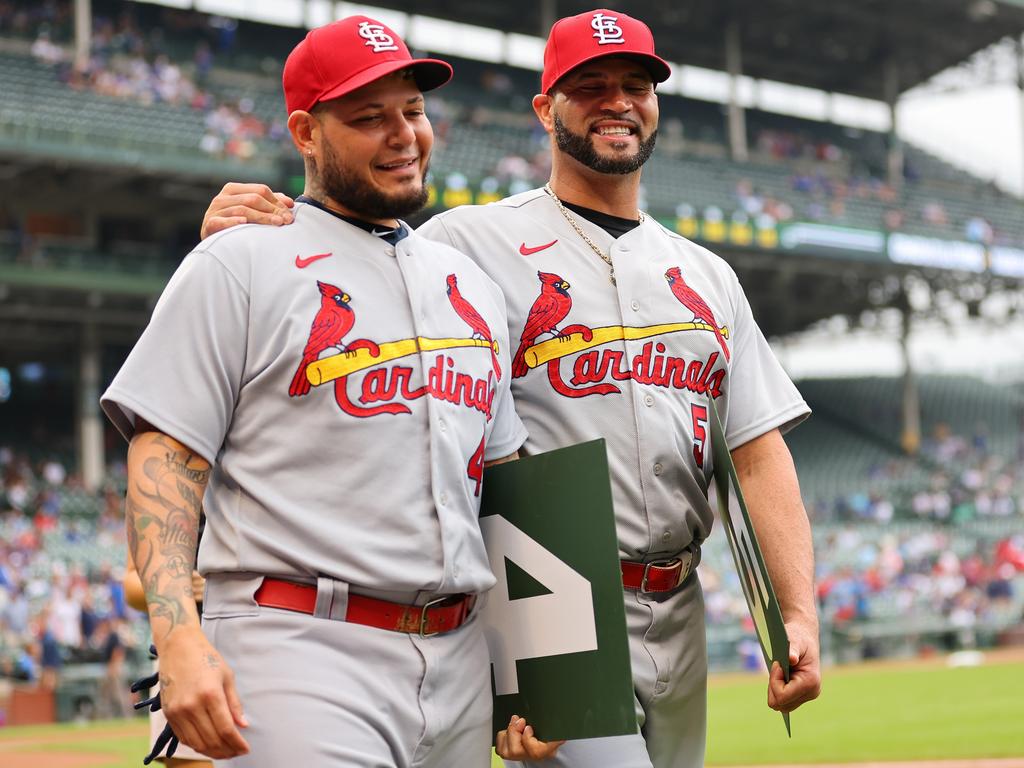 Albert Pujols Hits His 700th Career Home Run - WSJ