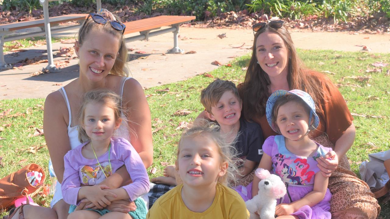 Sarah Swebbs with Ivy and Ari, Peta Lea with Yuri and Remi from Yeppoon.