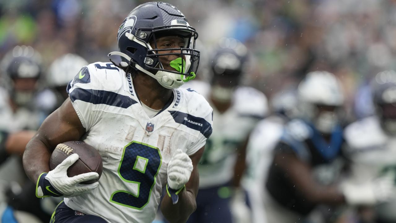 Seahawks vs Raiders Odds, Pick  Kenneth Walker Should Feast Against Las  Vegas